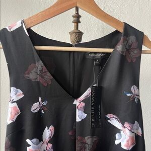 NWT Banana Republic Floral Jumpsuit Size 8